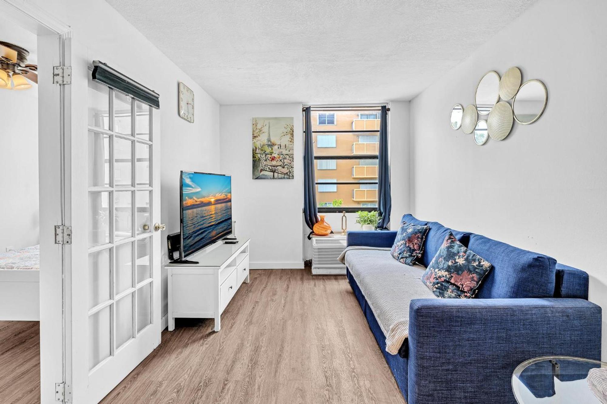 1 Bedroom In The Best Location In South Beach ! Маямі-Біч Екстер'єр фото