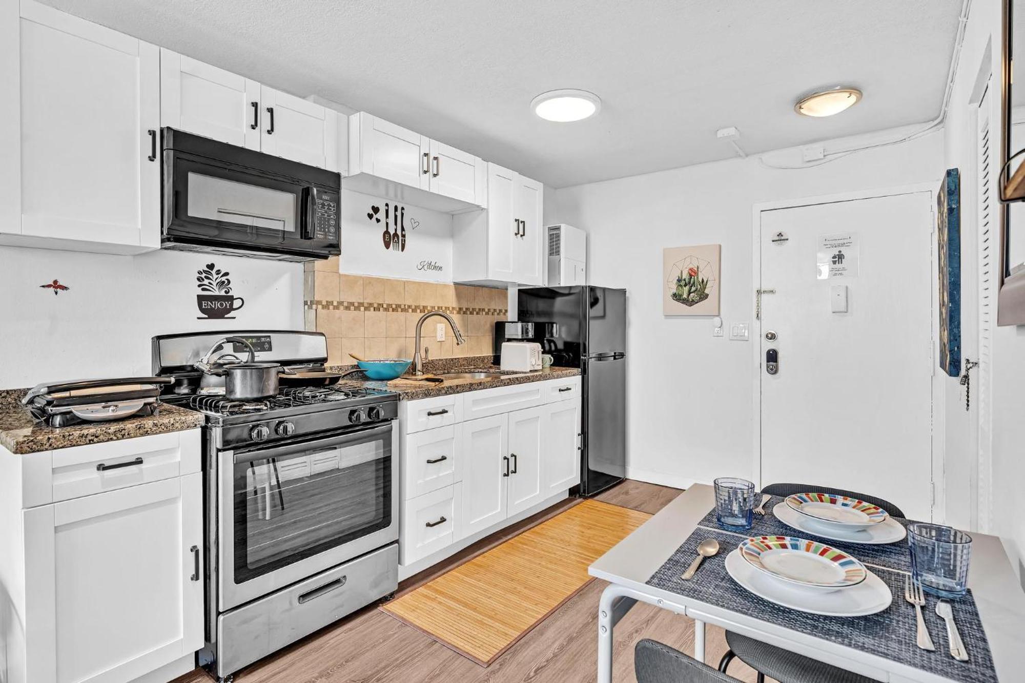 1 Bedroom In The Best Location In South Beach ! Маямі-Біч Екстер'єр фото